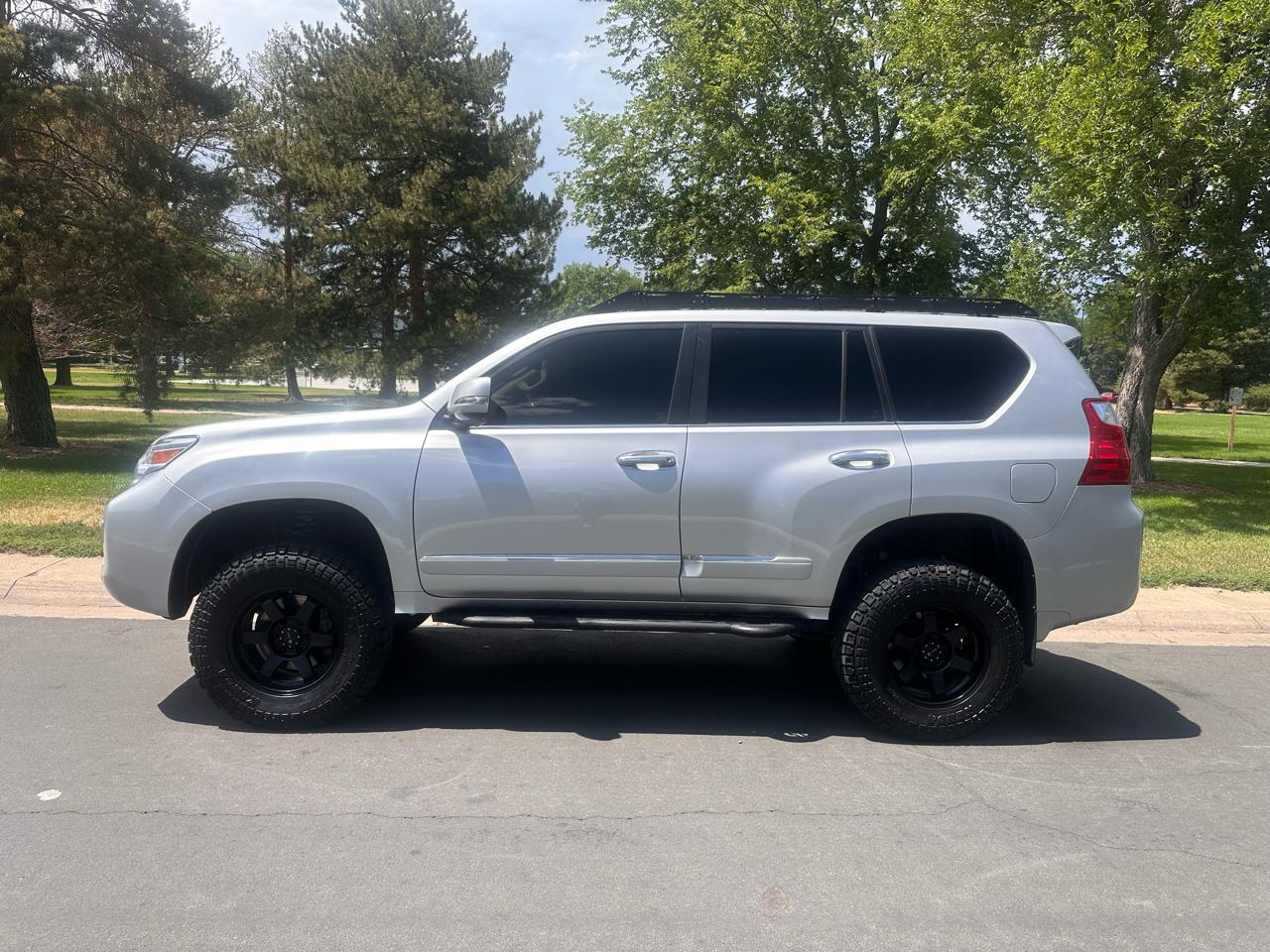 Lexus GX 460 Sport Utility 2012