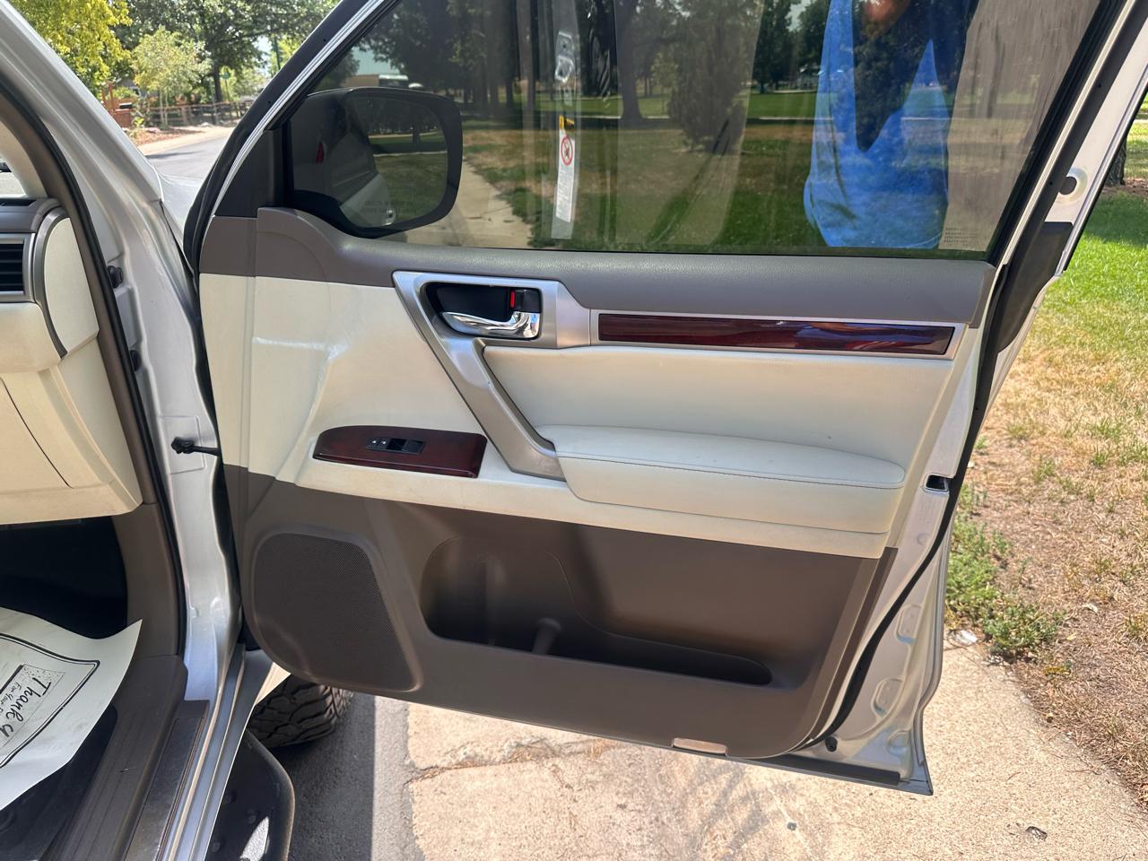 Lexus GX 460 Sport Utility 2012
