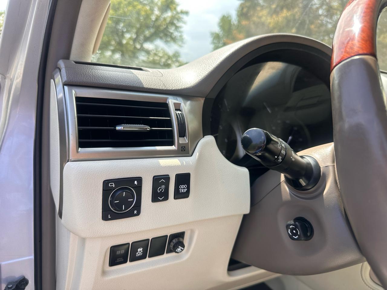Lexus GX 460 Sport Utility 2012