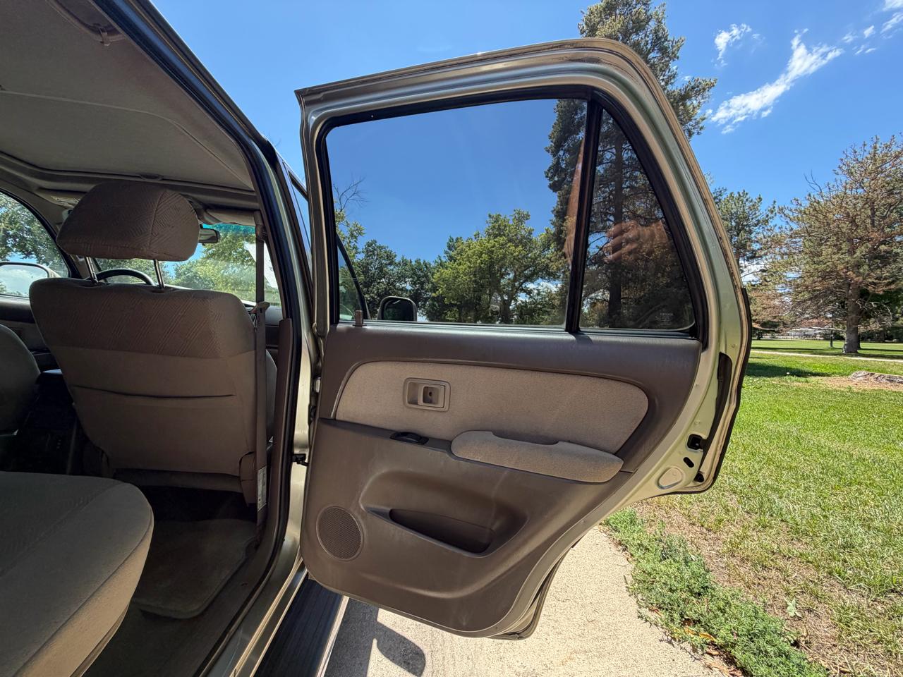 Toyota 4Runner SR5 4WD 2002