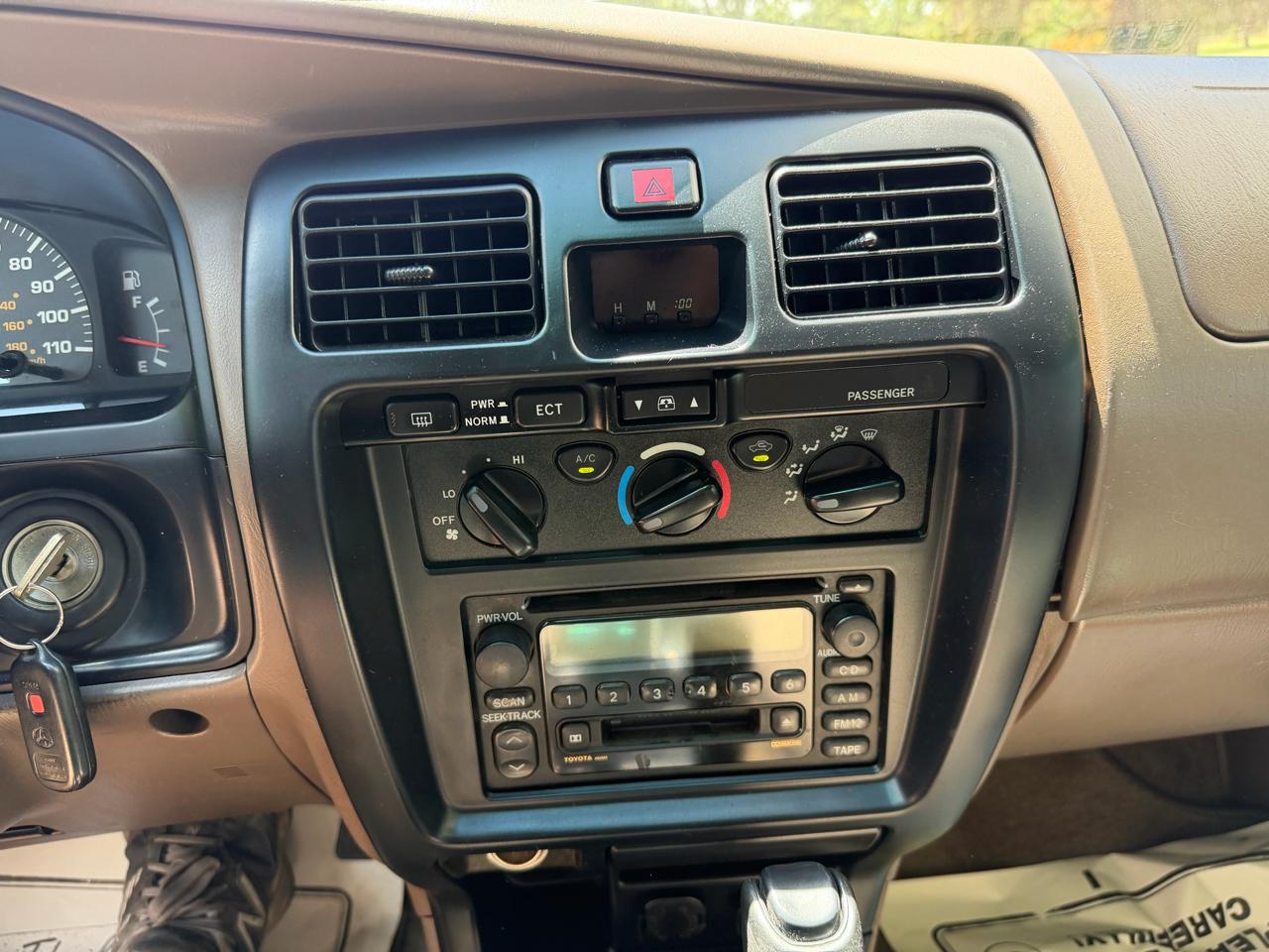 Toyota 4Runner SR5 4WD 2002