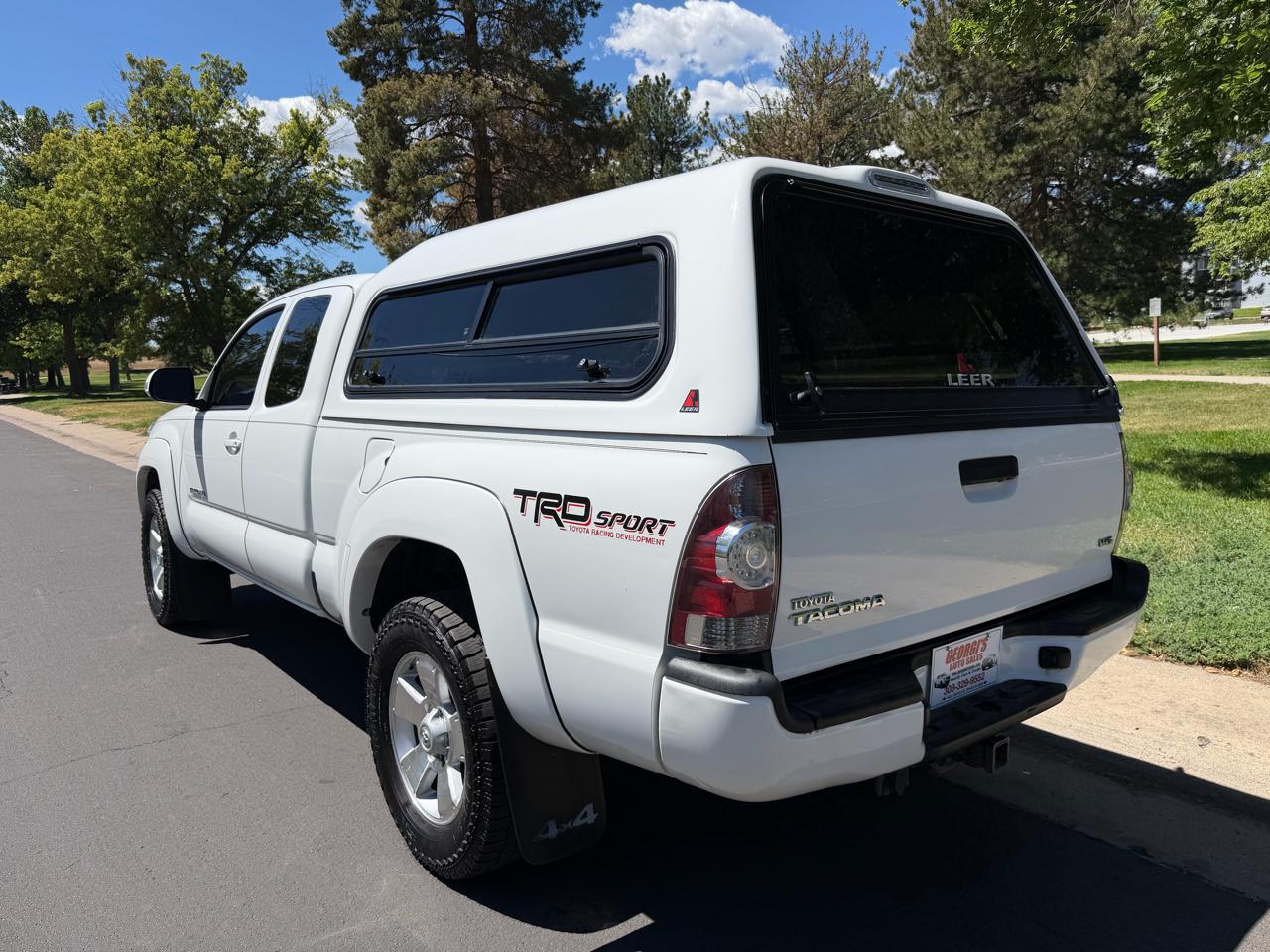 Toyota Tacoma Access Cab V6 6MT 4WD 2015