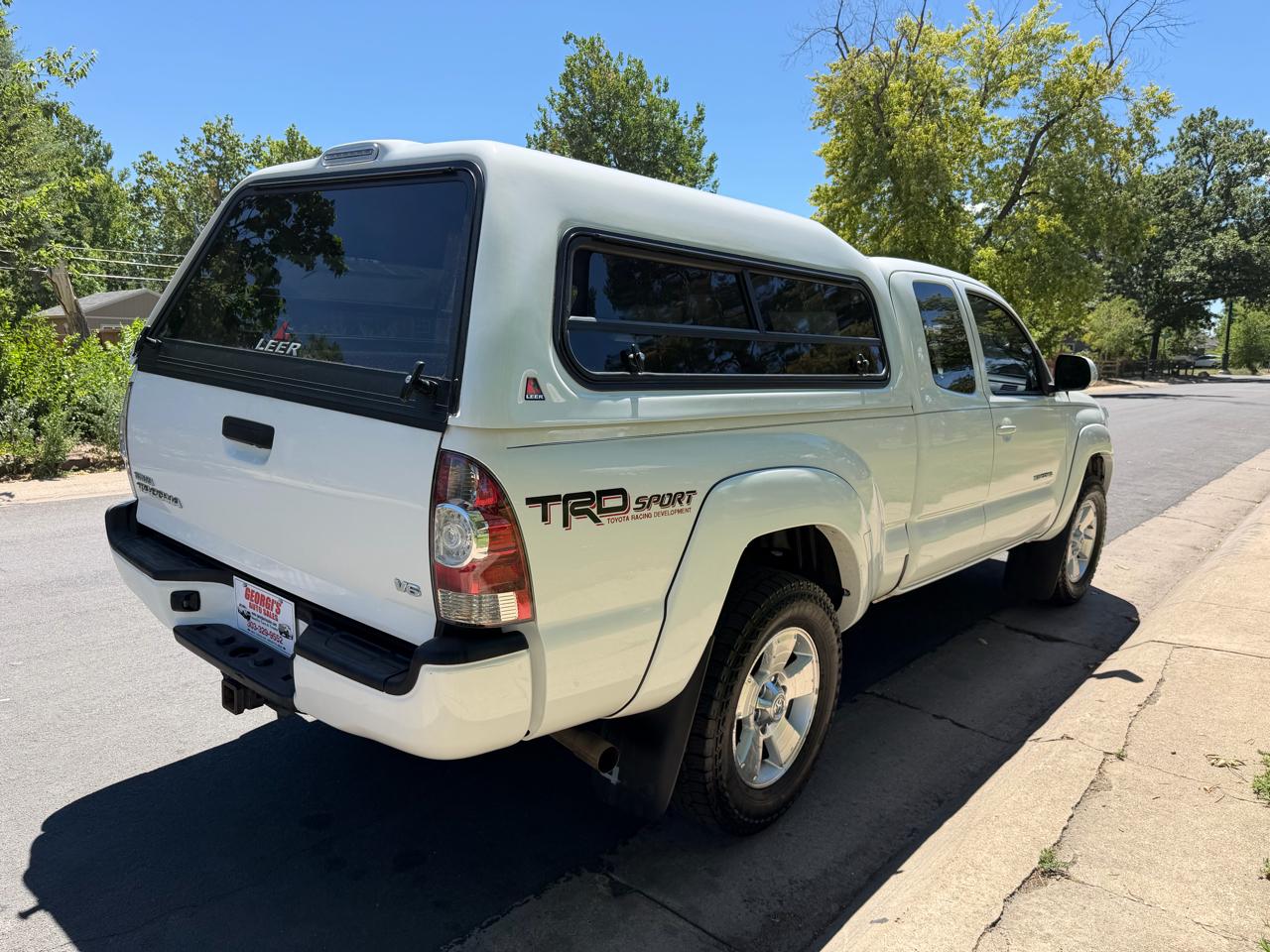 Toyota Tacoma Access Cab V6 6MT 4WD 2015