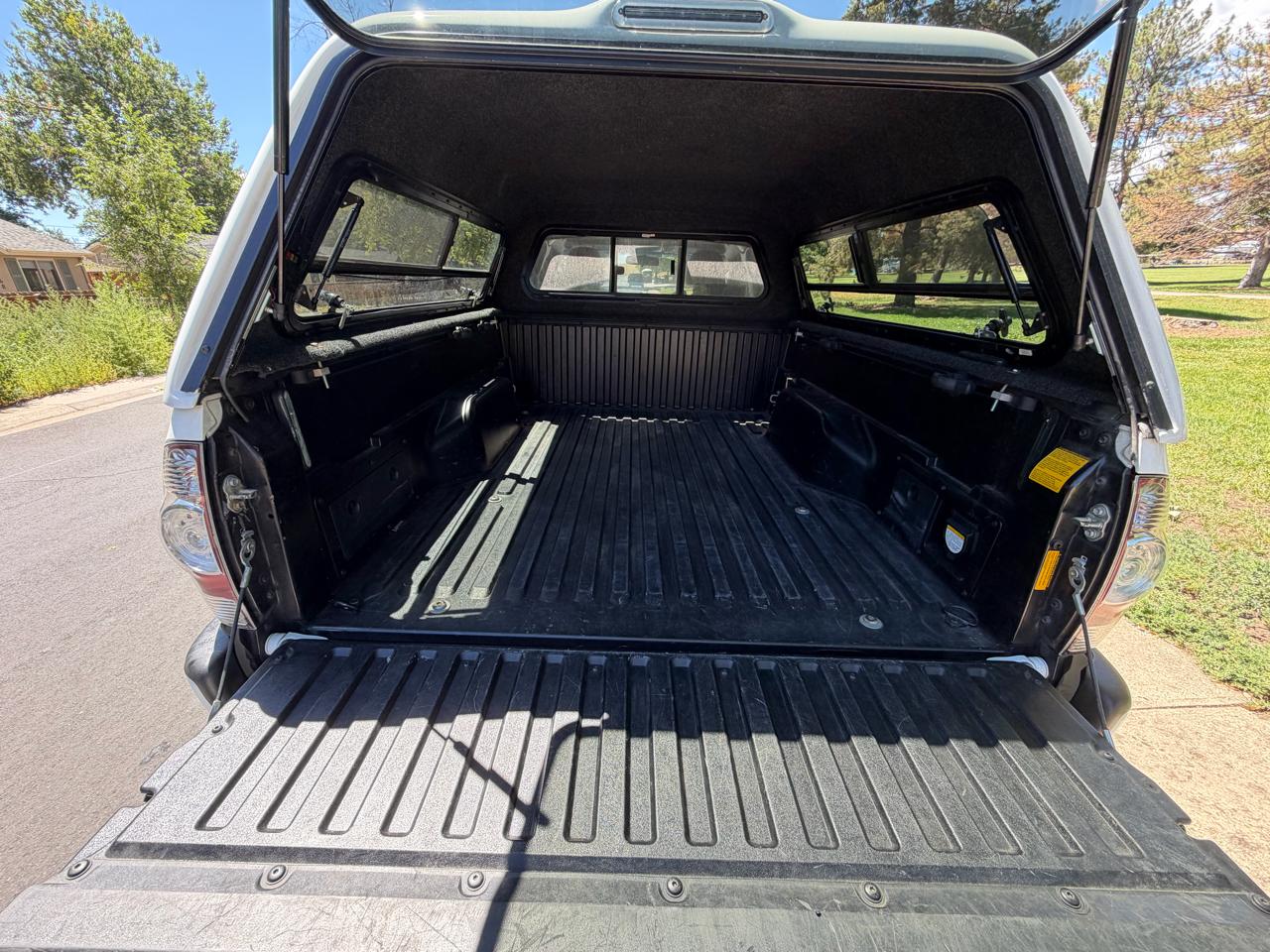 Toyota Tacoma Access Cab V6 6MT 4WD 2015