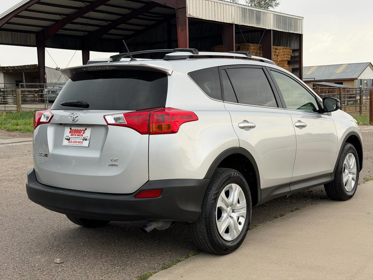 Toyota RAV4 LE AWD 2015