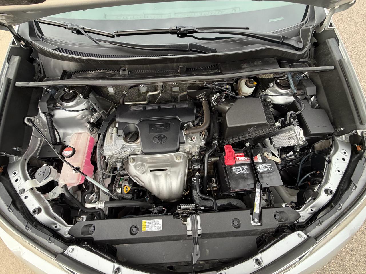 Toyota RAV4 LE AWD 2015