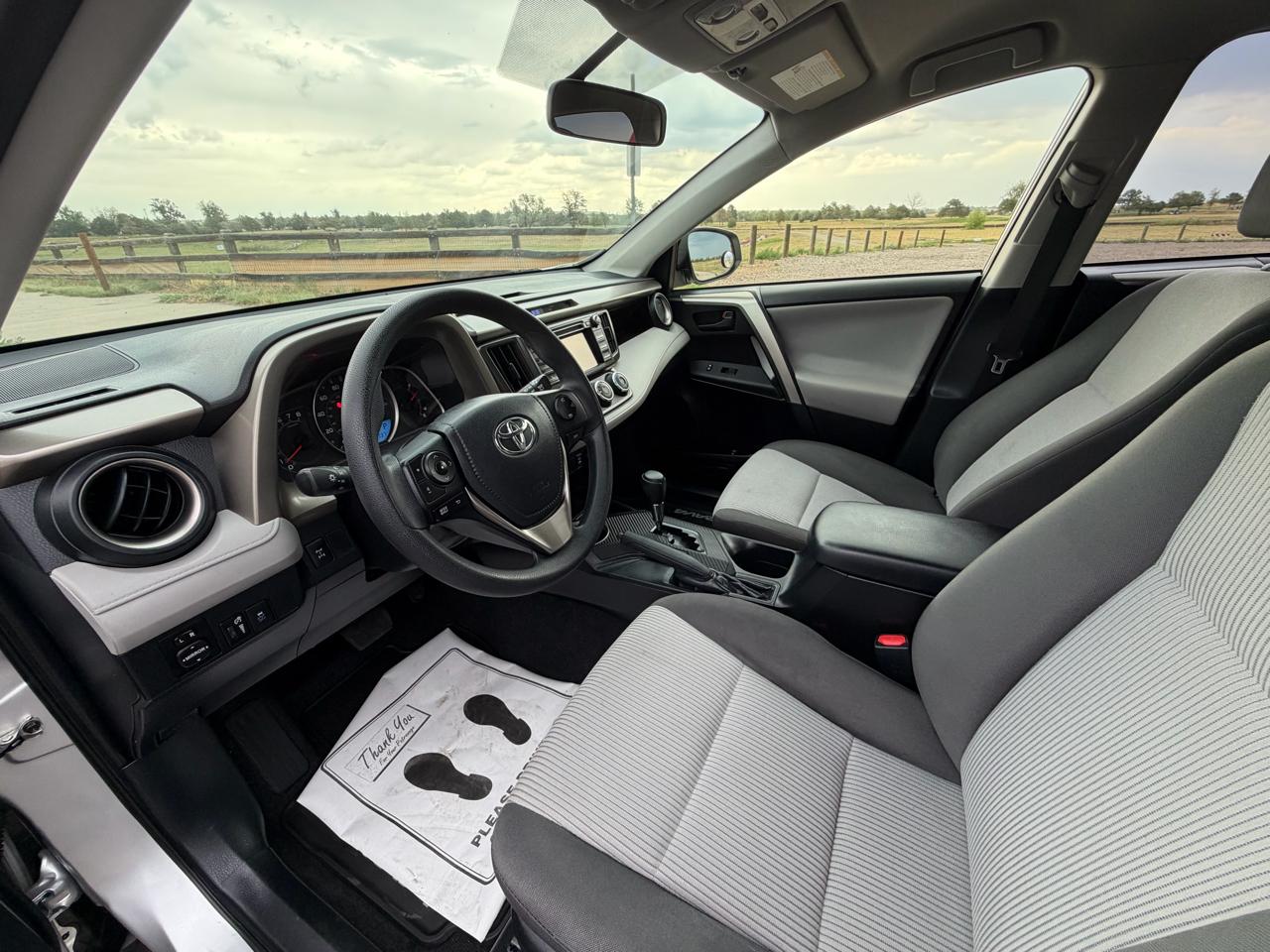 Toyota RAV4 LE AWD 2015