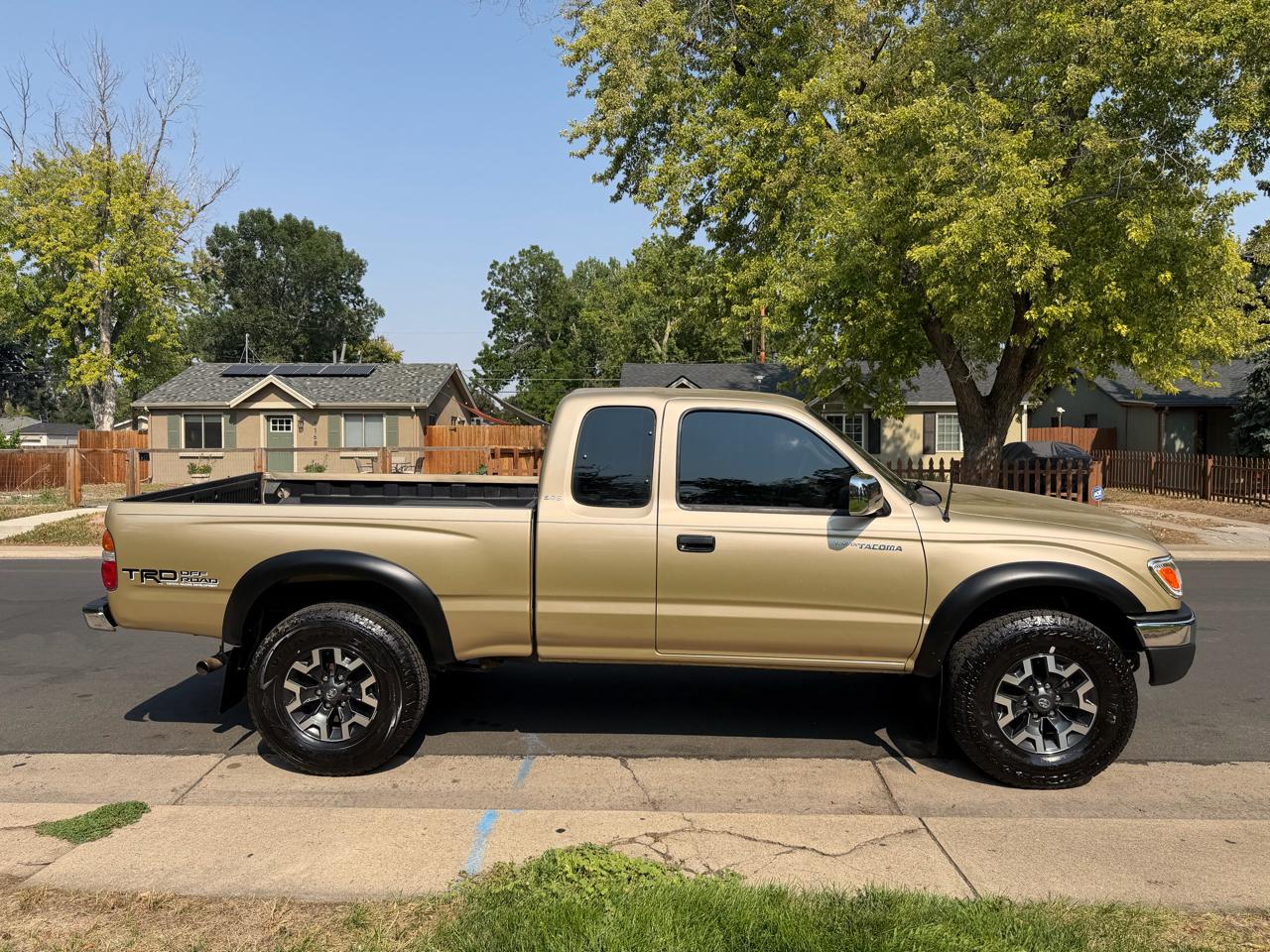 Toyota Tacoma Xtracab V6 4WD 2004