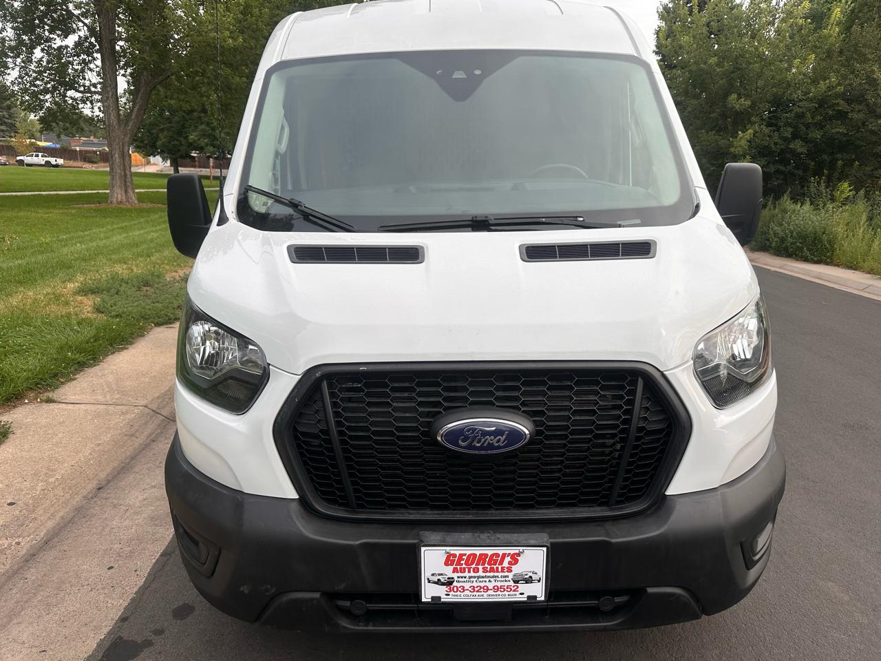 Ford Transit 250 Van Med. Roof w/Sliding Pass. 148-in. WB 2023
