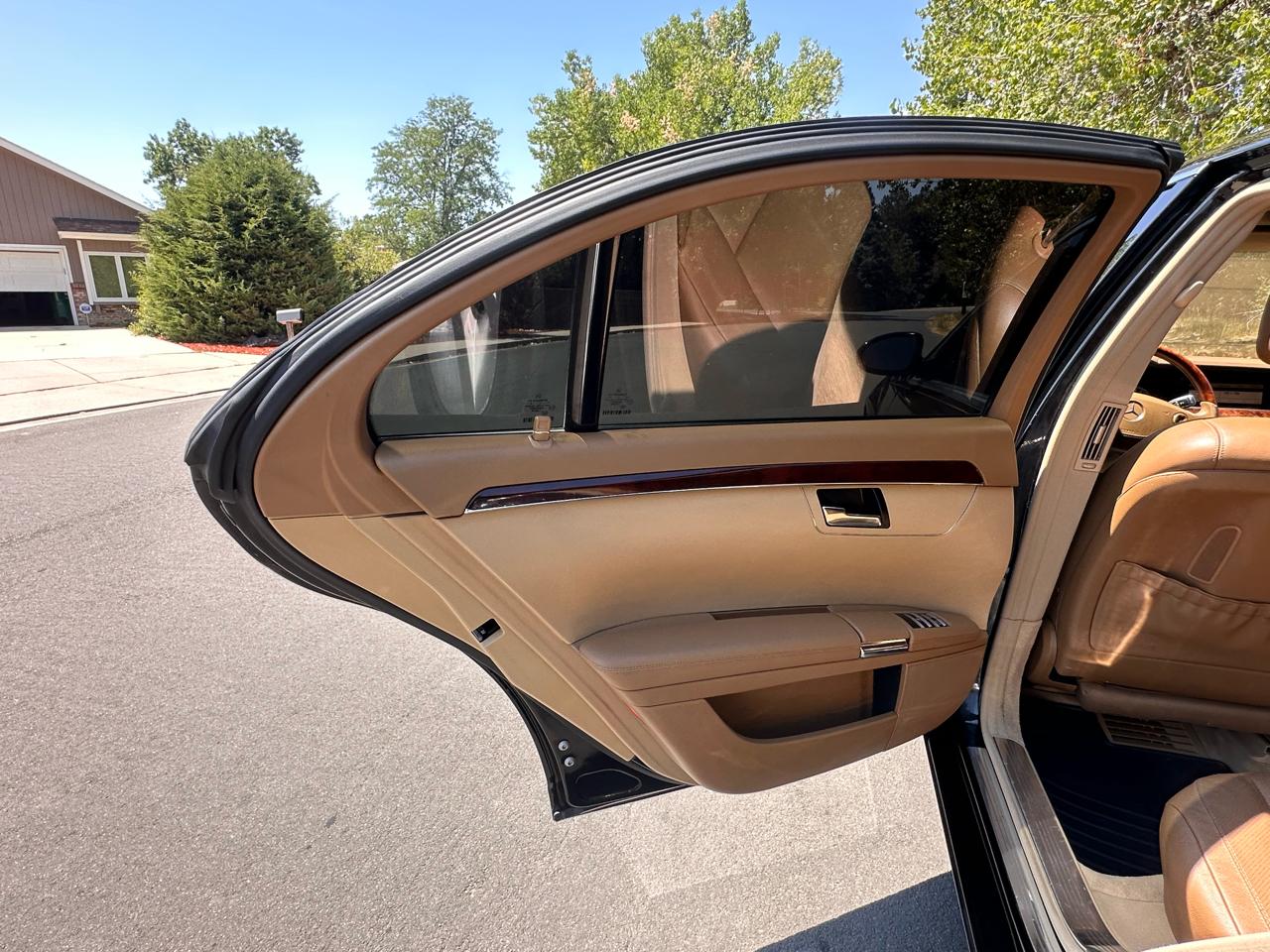 Mercedes-Benz S-Class S550 2008