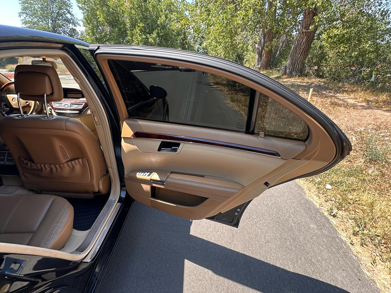 Mercedes-Benz S-Class S550 2008