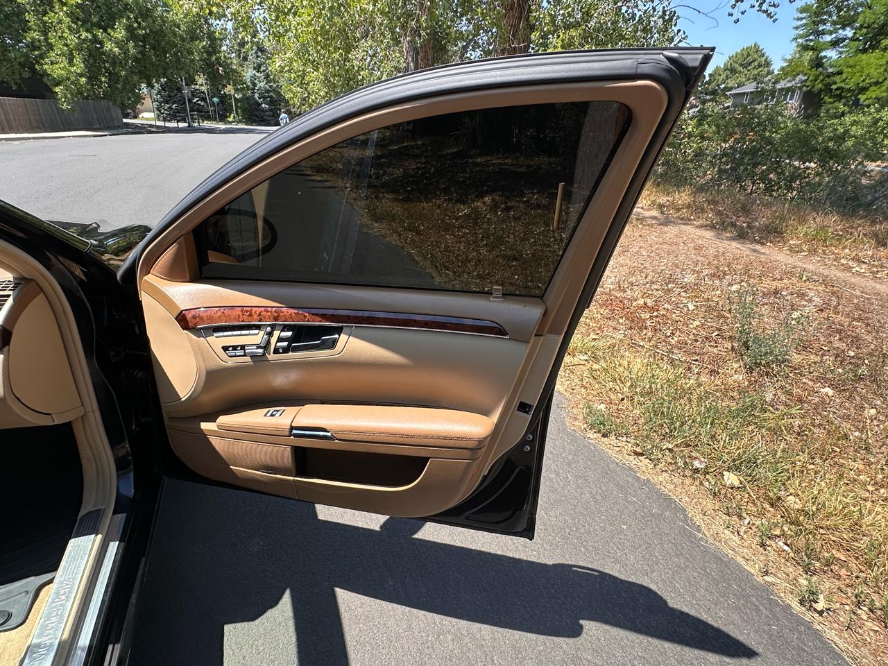 Mercedes-Benz S-Class S550 2008