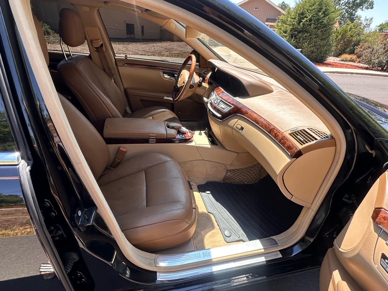 Mercedes-Benz S-Class S550 2008