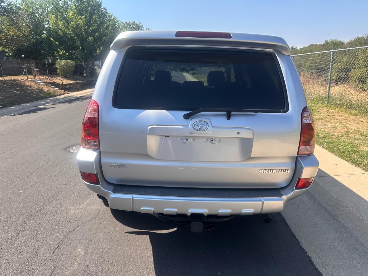 Toyota 4Runner Limited 4WD 2004