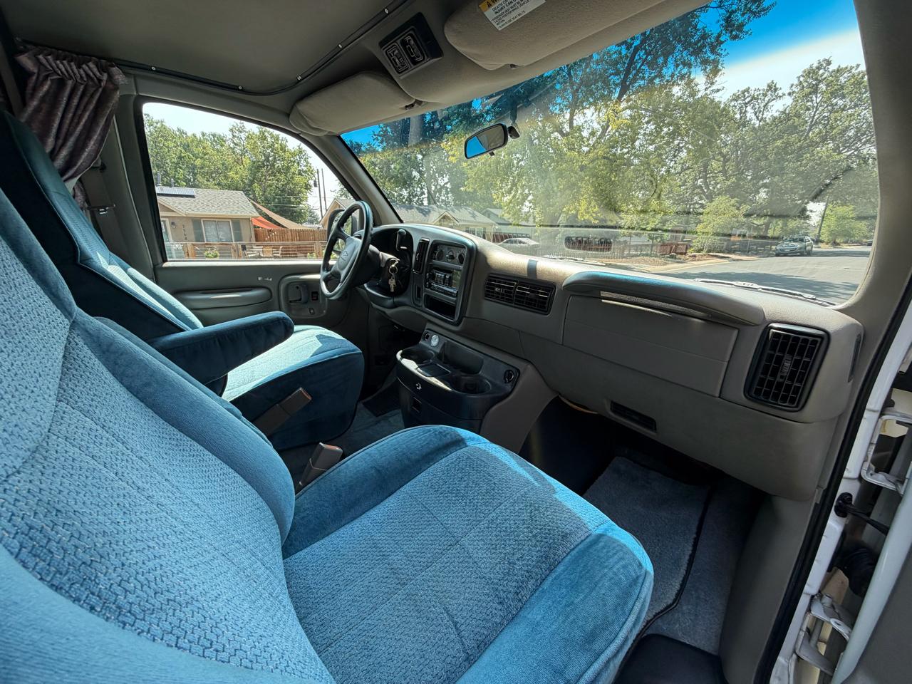 Chevrolet Express G3500 2000
