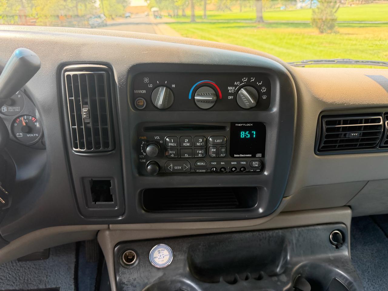 Chevrolet Express G3500 2000