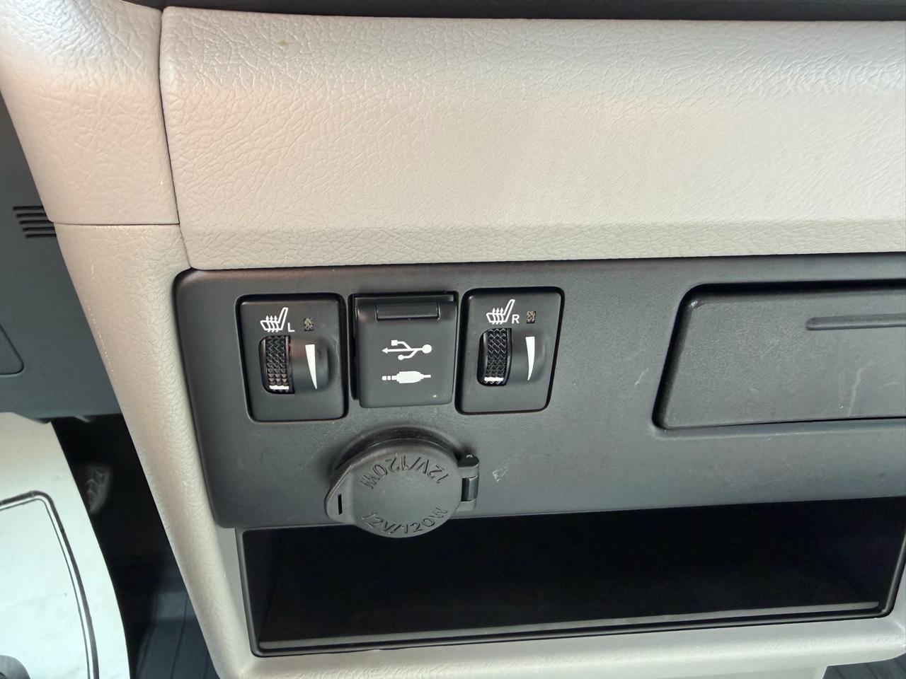 Toyota Sienna XLE 7-Passenger AWD 2019