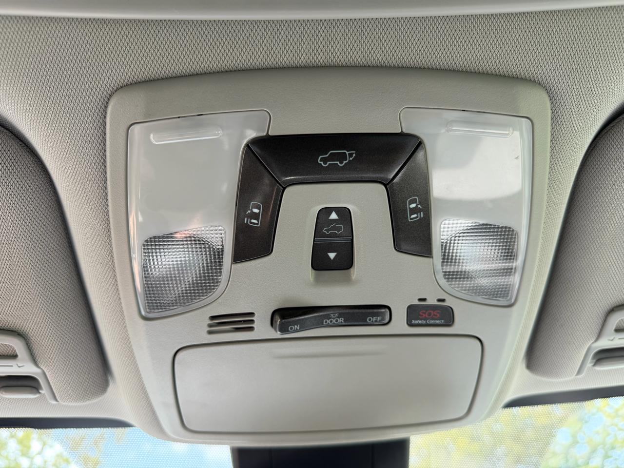 Toyota Sienna XLE 7-Passenger AWD 2019