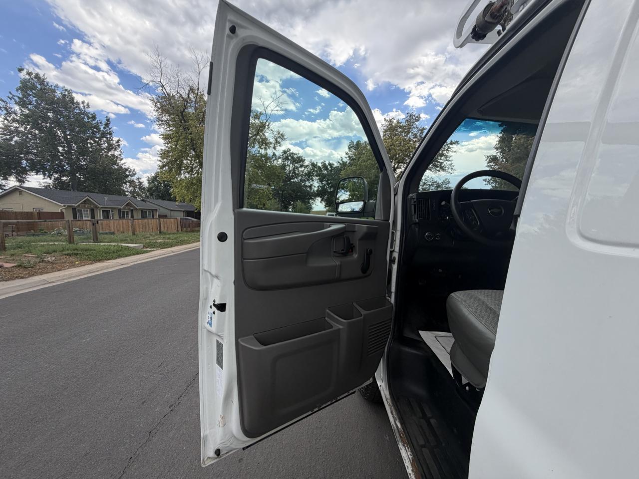 Chevrolet Express 1500 AWD Cargo 2013