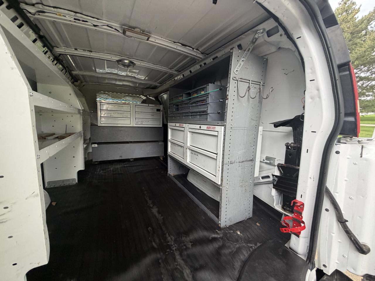Chevrolet Express 1500 AWD Cargo 2013