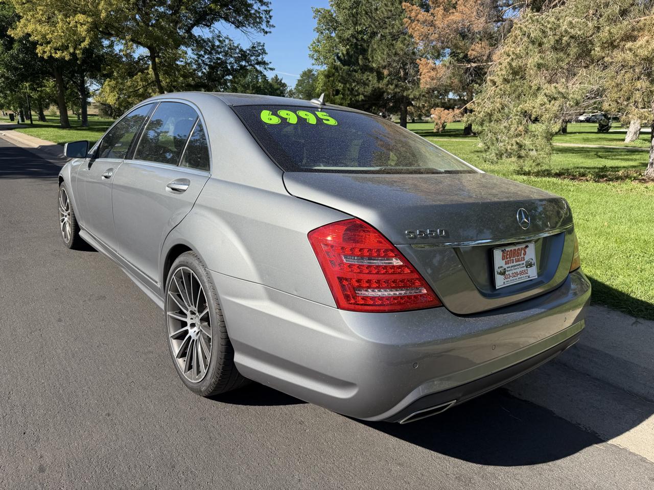 Mercedes-Benz S-Class S550 2011