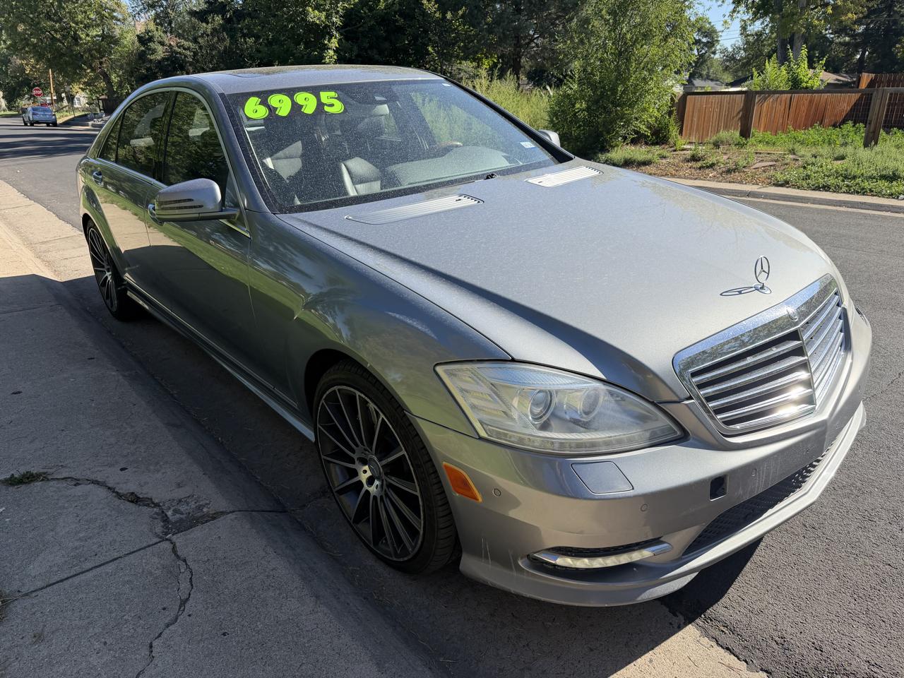 Mercedes-Benz S-Class S550 2011