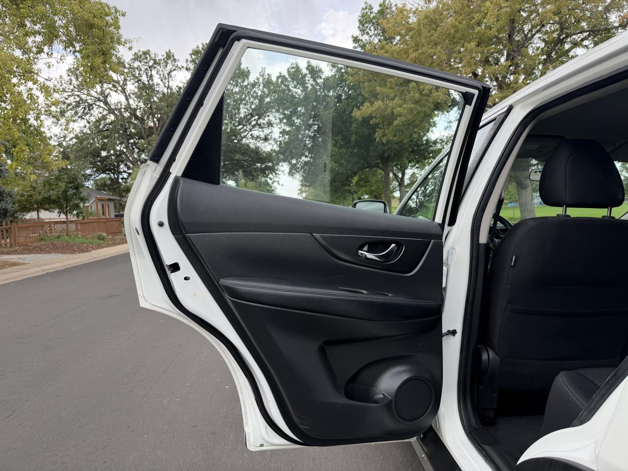 Nissan Rogue SV AWD 2018