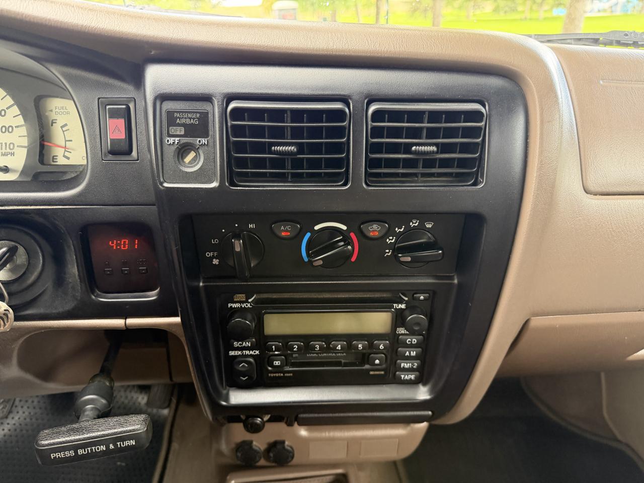 Toyota Tacoma Xtracab V6 4WD 2003