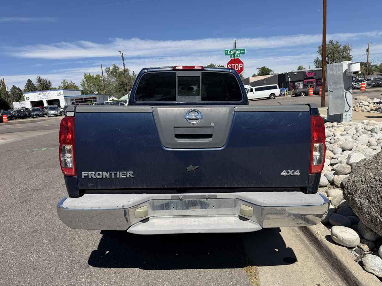 Nissan Frontier LE King Cab 4WD 2006