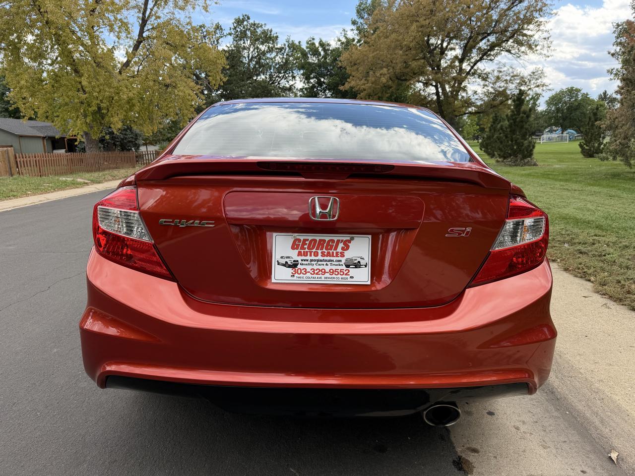 Honda Civic Si Sedan 6-Speed MT 2012