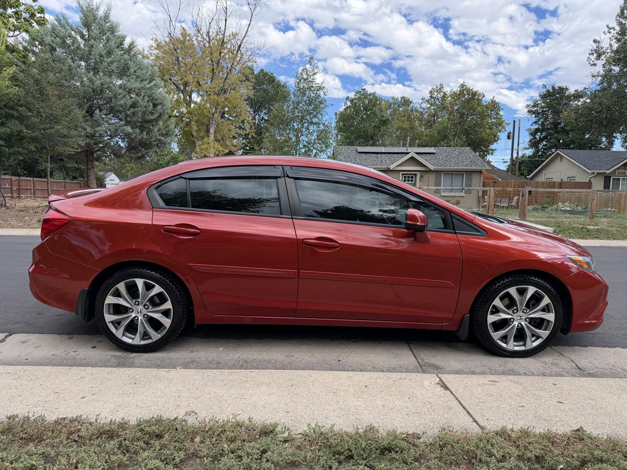 Honda Civic Si Sedan 6-Speed MT 2012