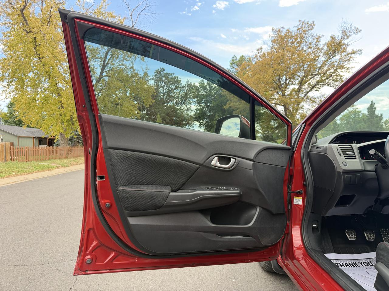 Honda Civic Si Sedan 6-Speed MT 2012
