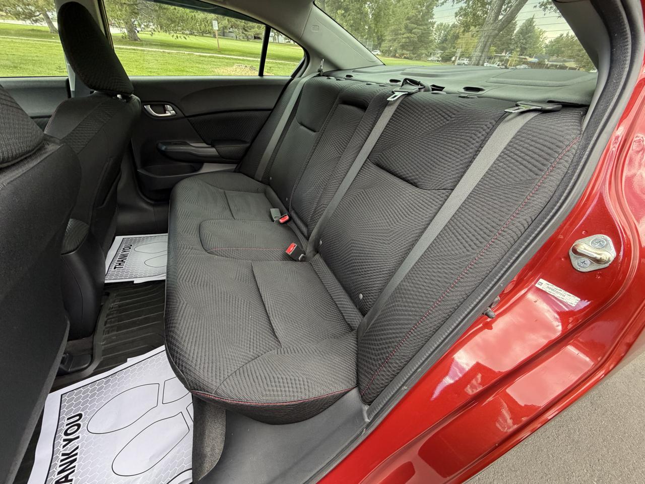 Honda Civic Si Sedan 6-Speed MT 2012