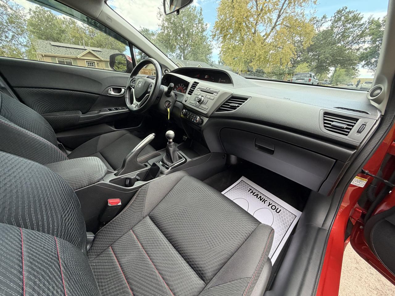 Honda Civic Si Sedan 6-Speed MT 2012