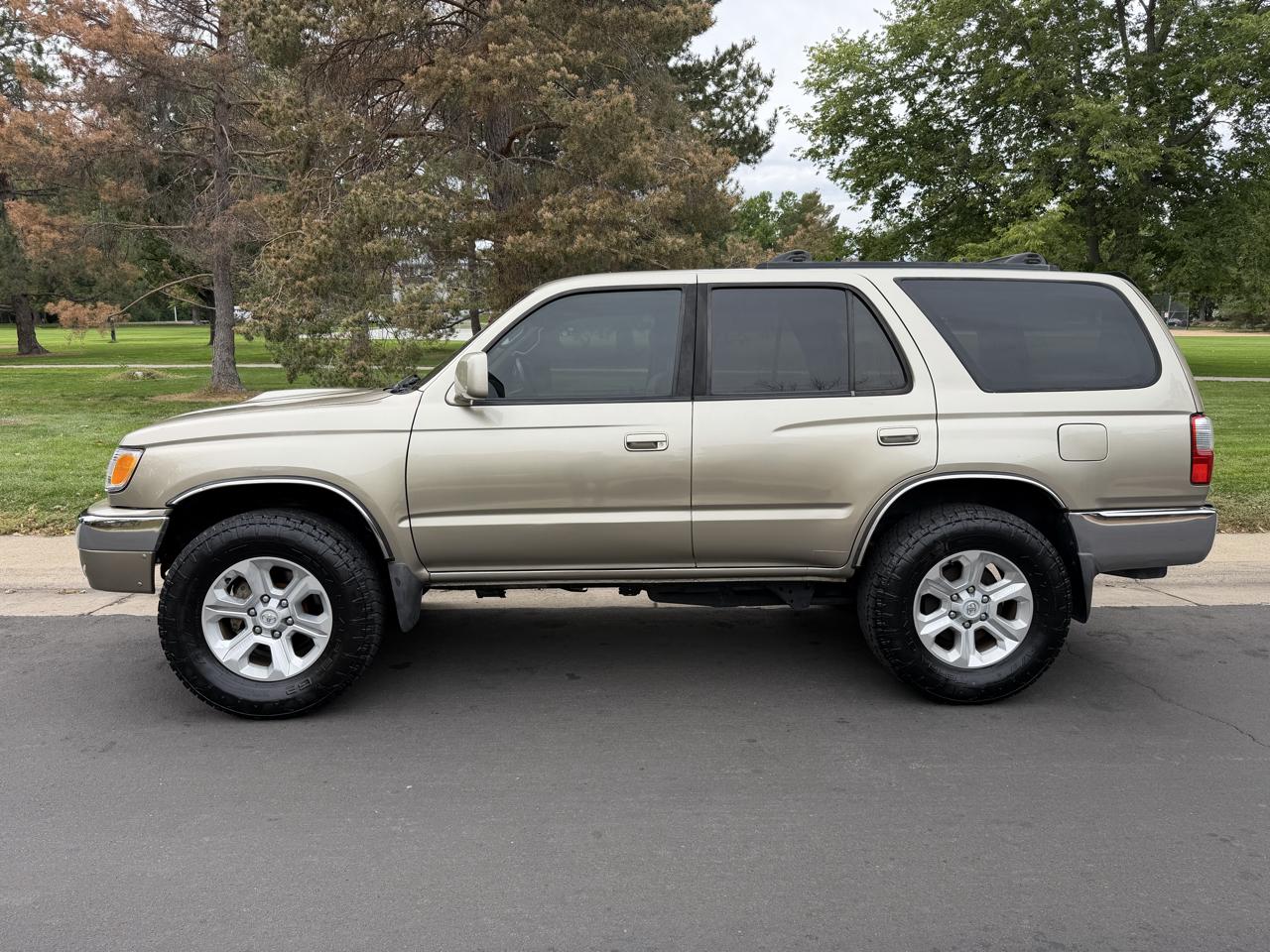Toyota 4Runner SR5 4WD 2002