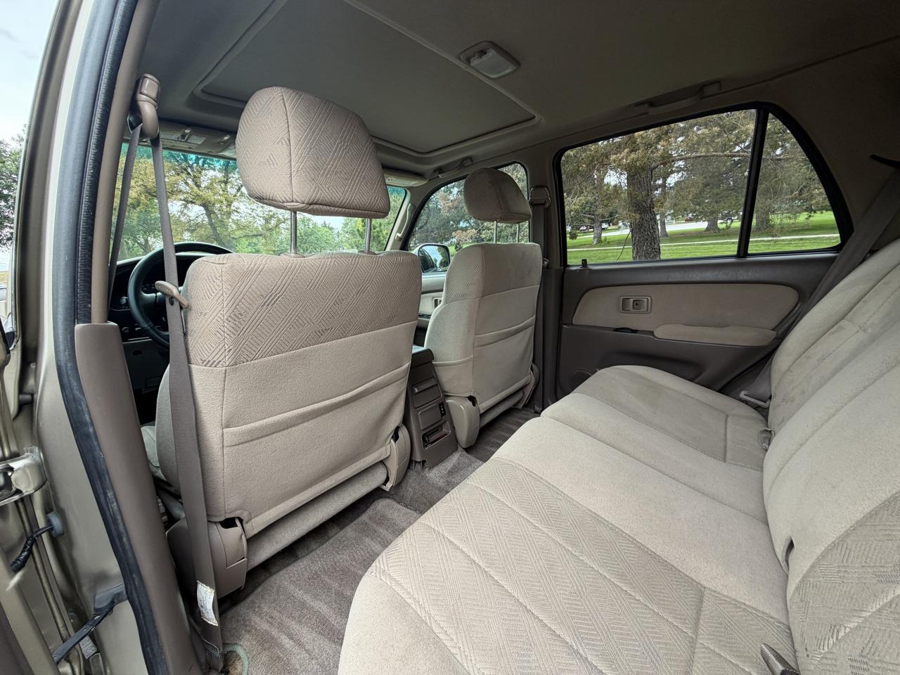Toyota 4Runner SR5 4WD 2002