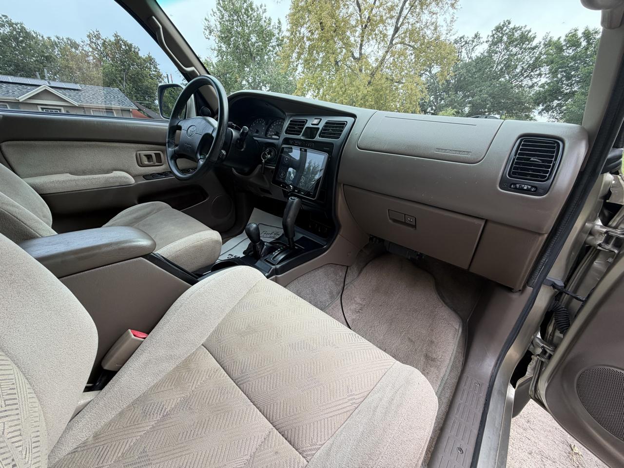 Toyota 4Runner SR5 4WD 2002