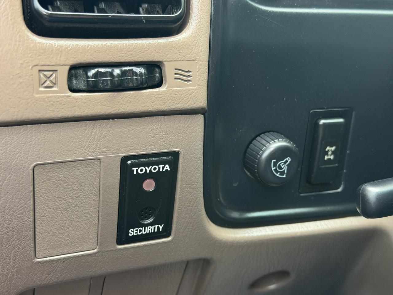Toyota 4Runner SR5 4WD 2002