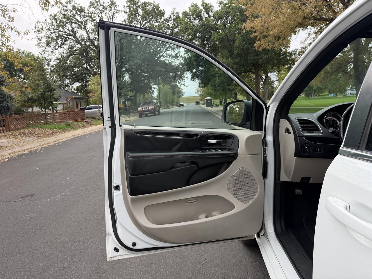 Dodge Grand Caravan SXT 2019