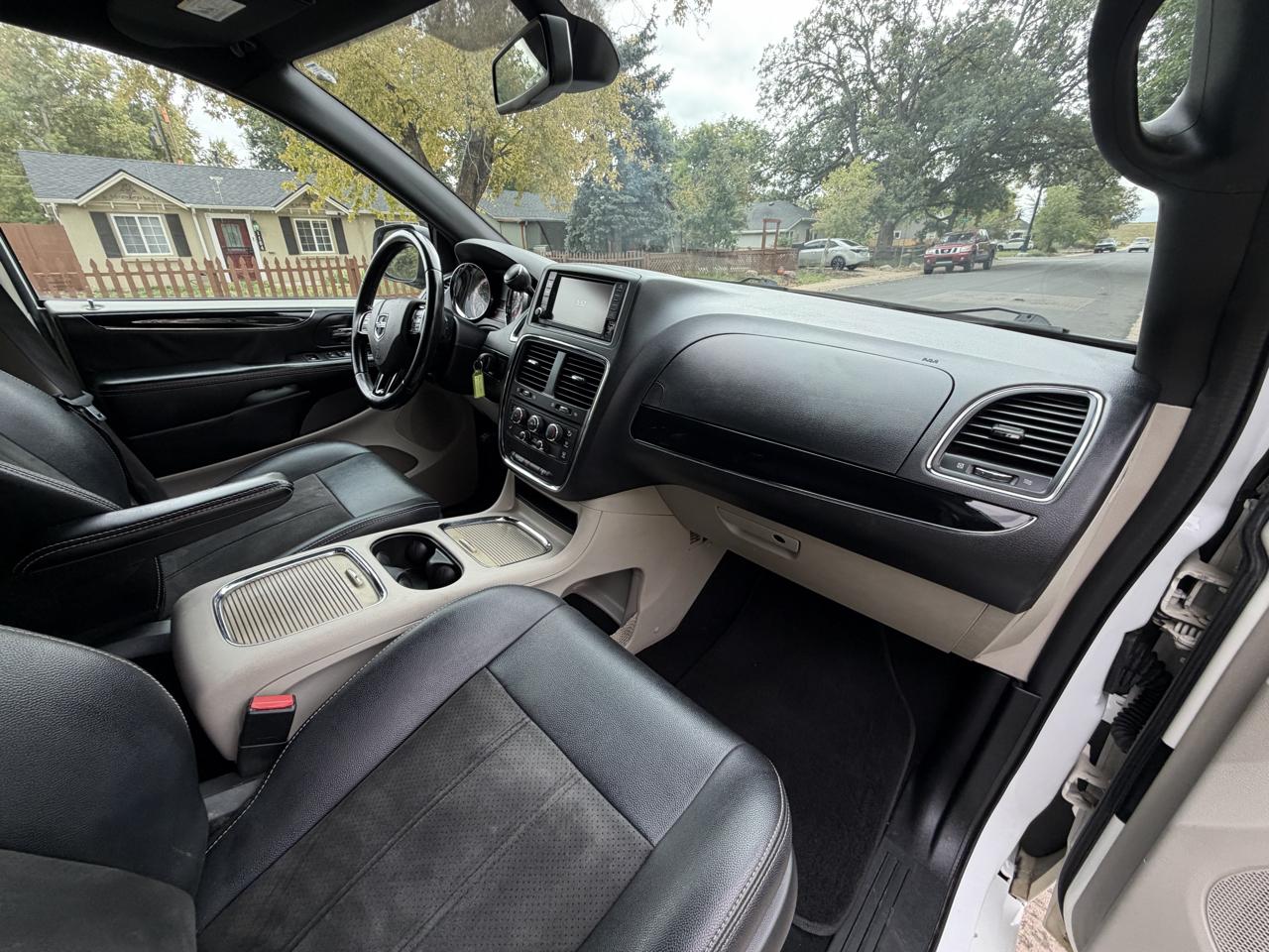 Dodge Grand Caravan SXT 2019