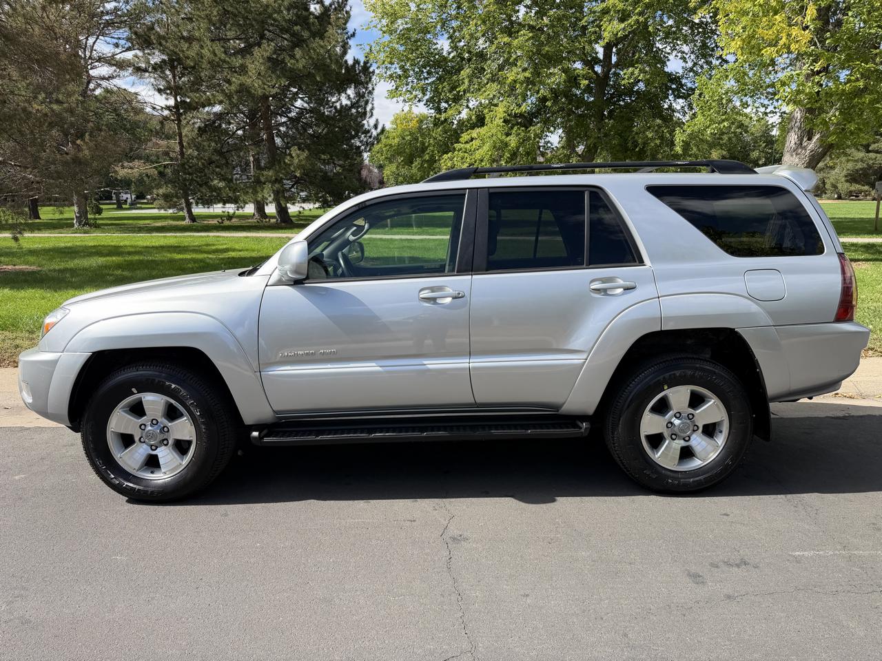 Toyota 4Runner Limited V8 4WD 2005