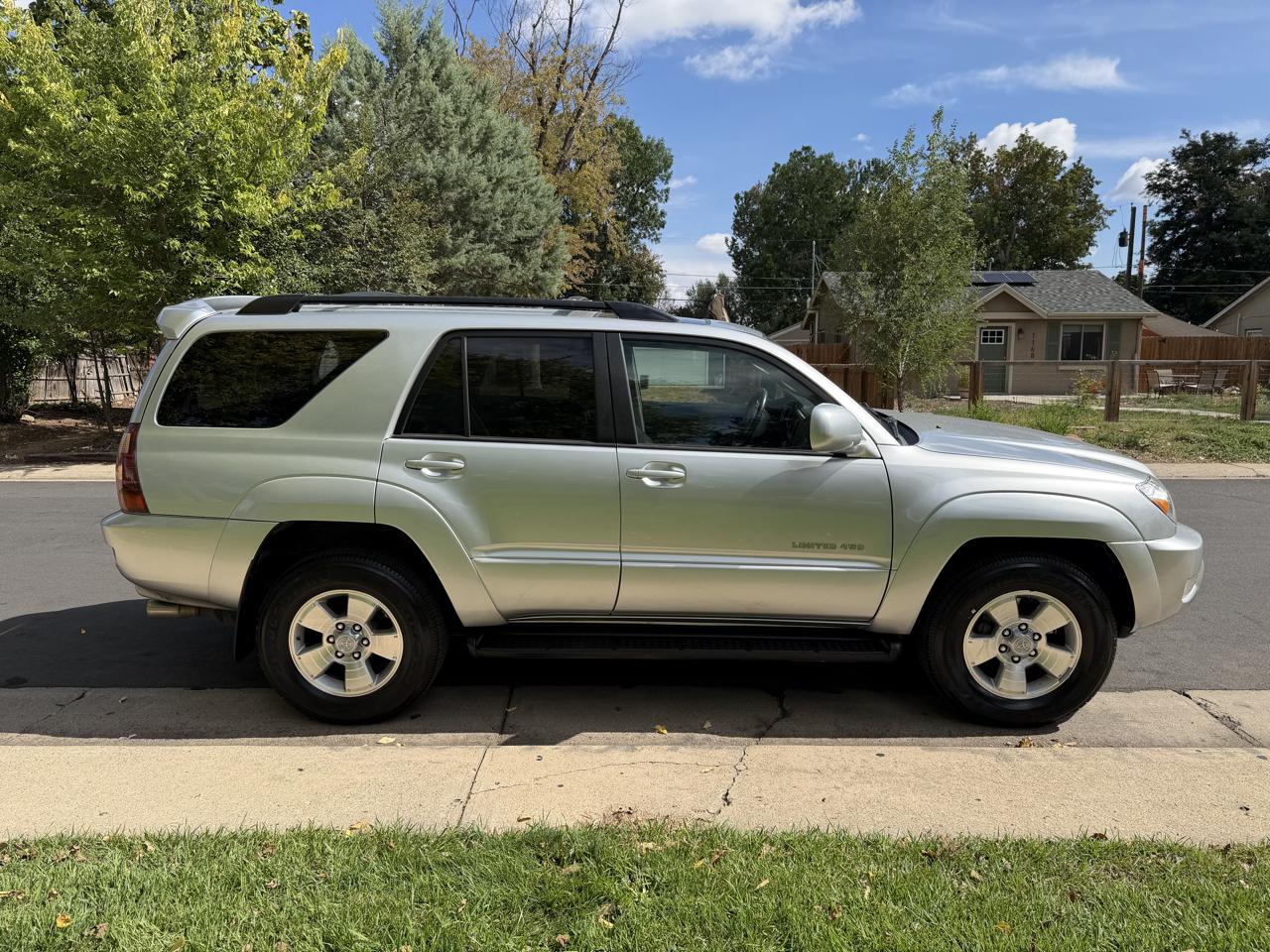 Toyota 4Runner Limited V8 4WD 2005