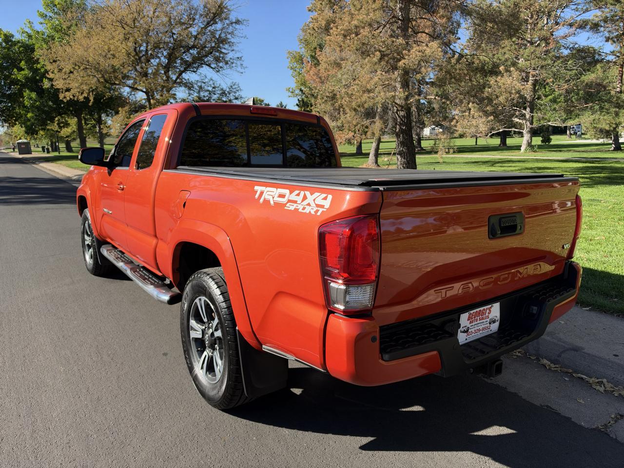 Toyota Tacoma SR5 Access Cab V6 6AT 4WD 2016