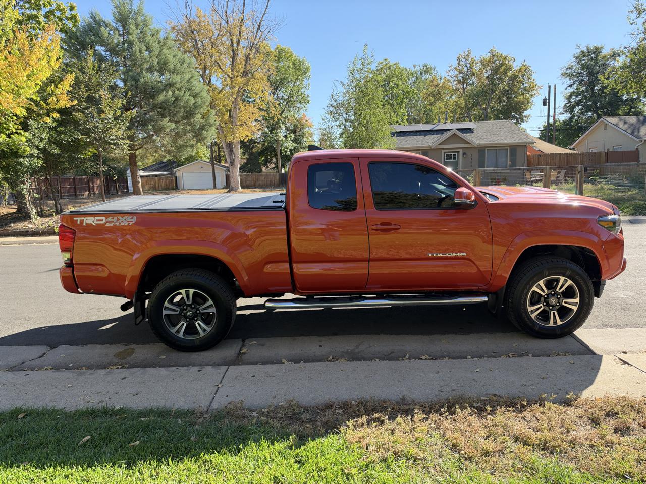 Toyota Tacoma SR5 Access Cab V6 6AT 4WD 2016