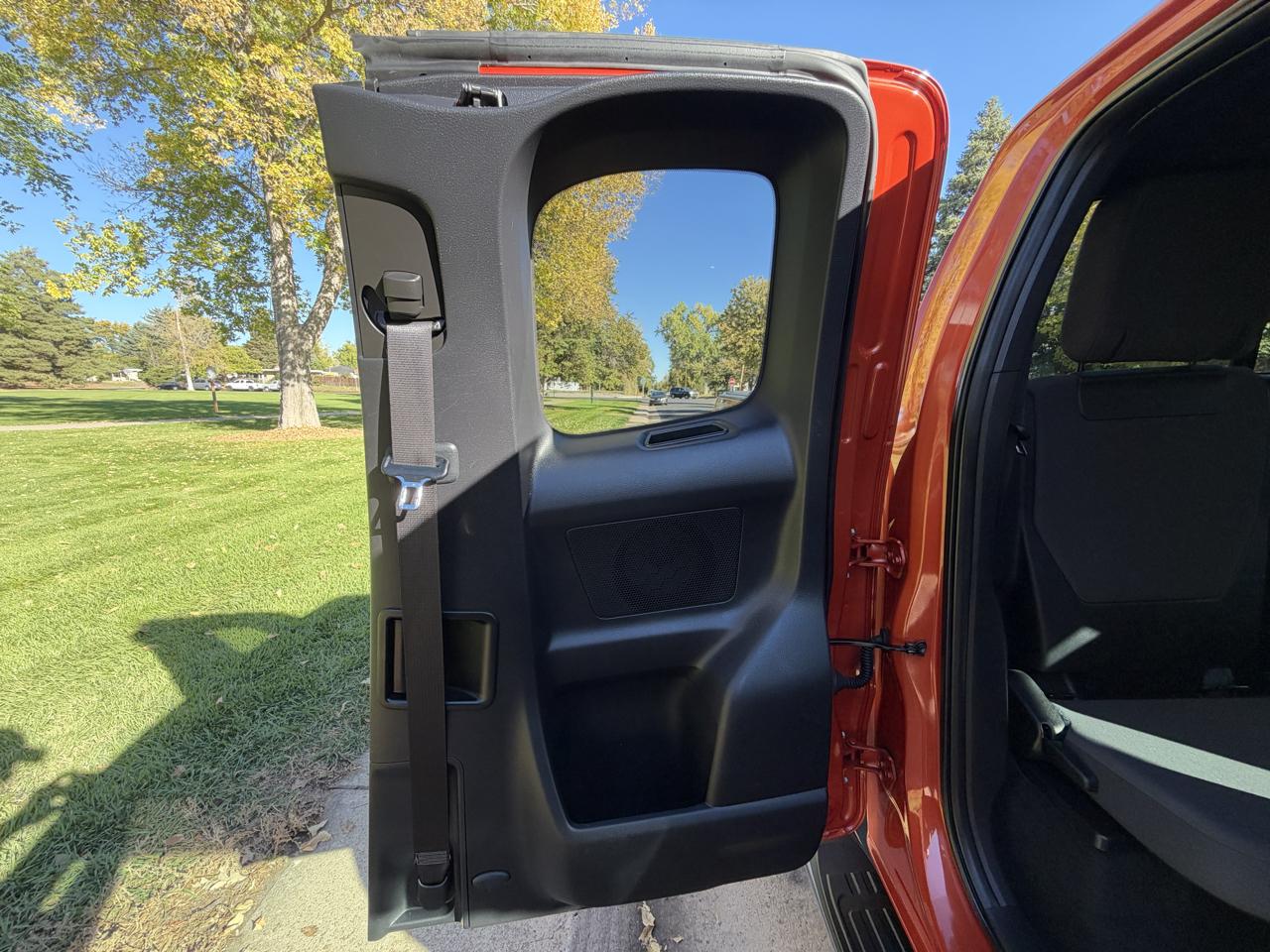 Toyota Tacoma SR5 Access Cab V6 6AT 4WD 2016