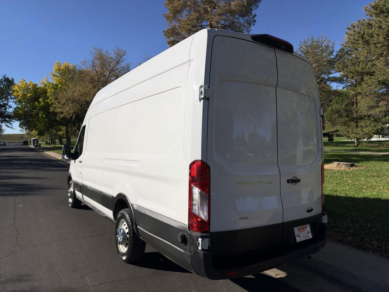 Ford Transit 250 Van High Roof w/Sliding Pass. 148-in. WB EL 2023