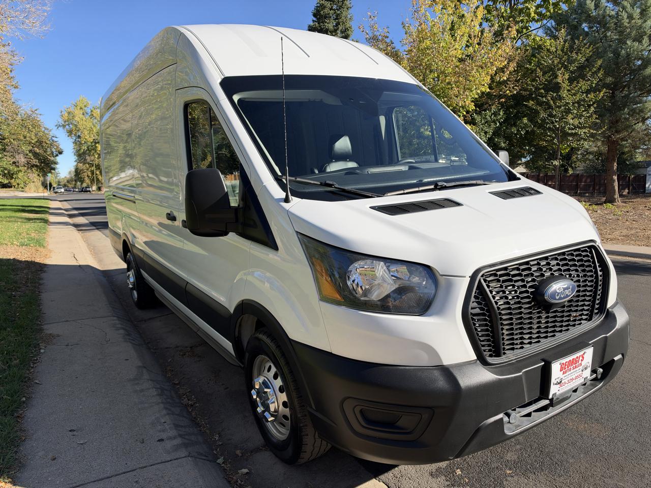 Ford Transit 250 Van High Roof w/Sliding Pass. 148-in. WB EL 2023