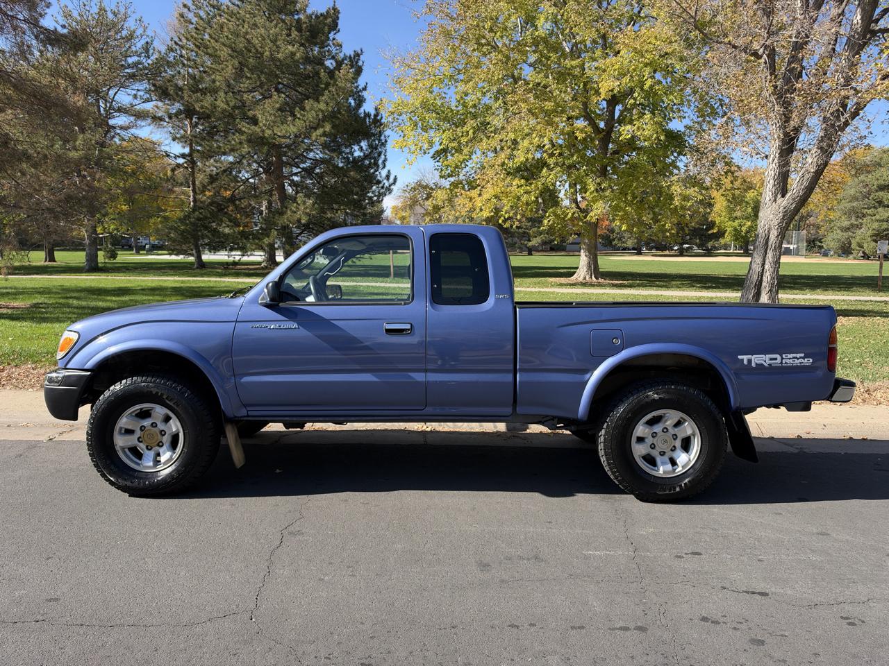 Toyota Tacoma Xtracab V6 4WD 1999