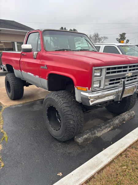 Chevrolet C/K 10 Regular Cab 4WD 1985