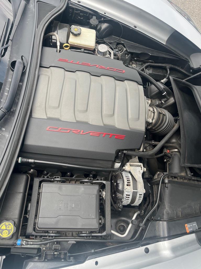 2015 Chevrolet Corvette Stingray 2LT photo 23